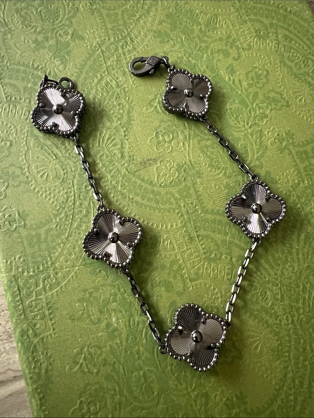 Black dark Silver clover Floral Link Bracelet copper plated silver